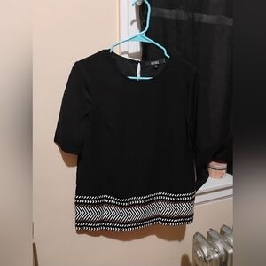 Badgley Mischka Black Woven Top